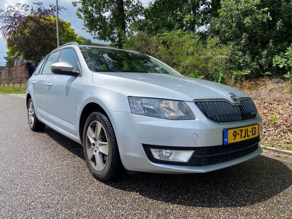 Skoda Octavia Combi 1.6 TDI Greenline Businessline, BJ`2014,, Auto's, Voorwielaandrijving, Euro 5, Stof, Gebruikt