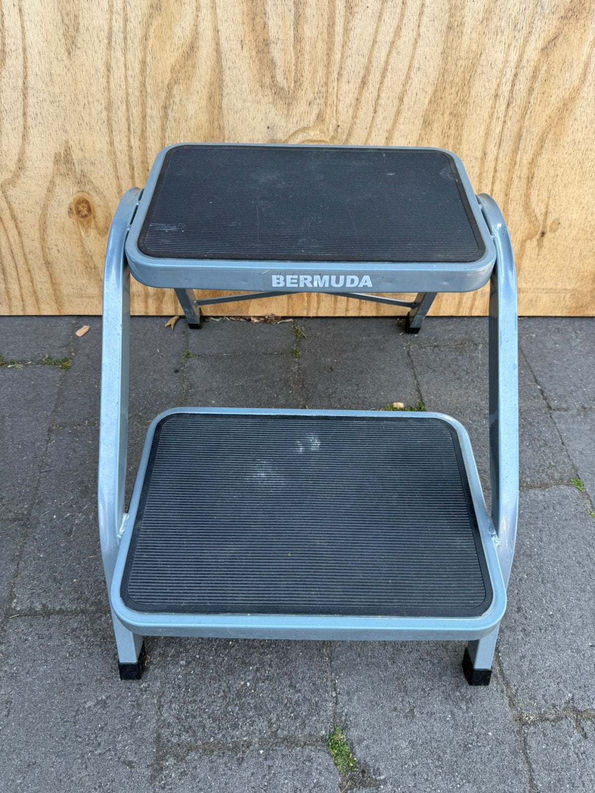 Caravan trap, Ophalen, Zo goed als nieuw