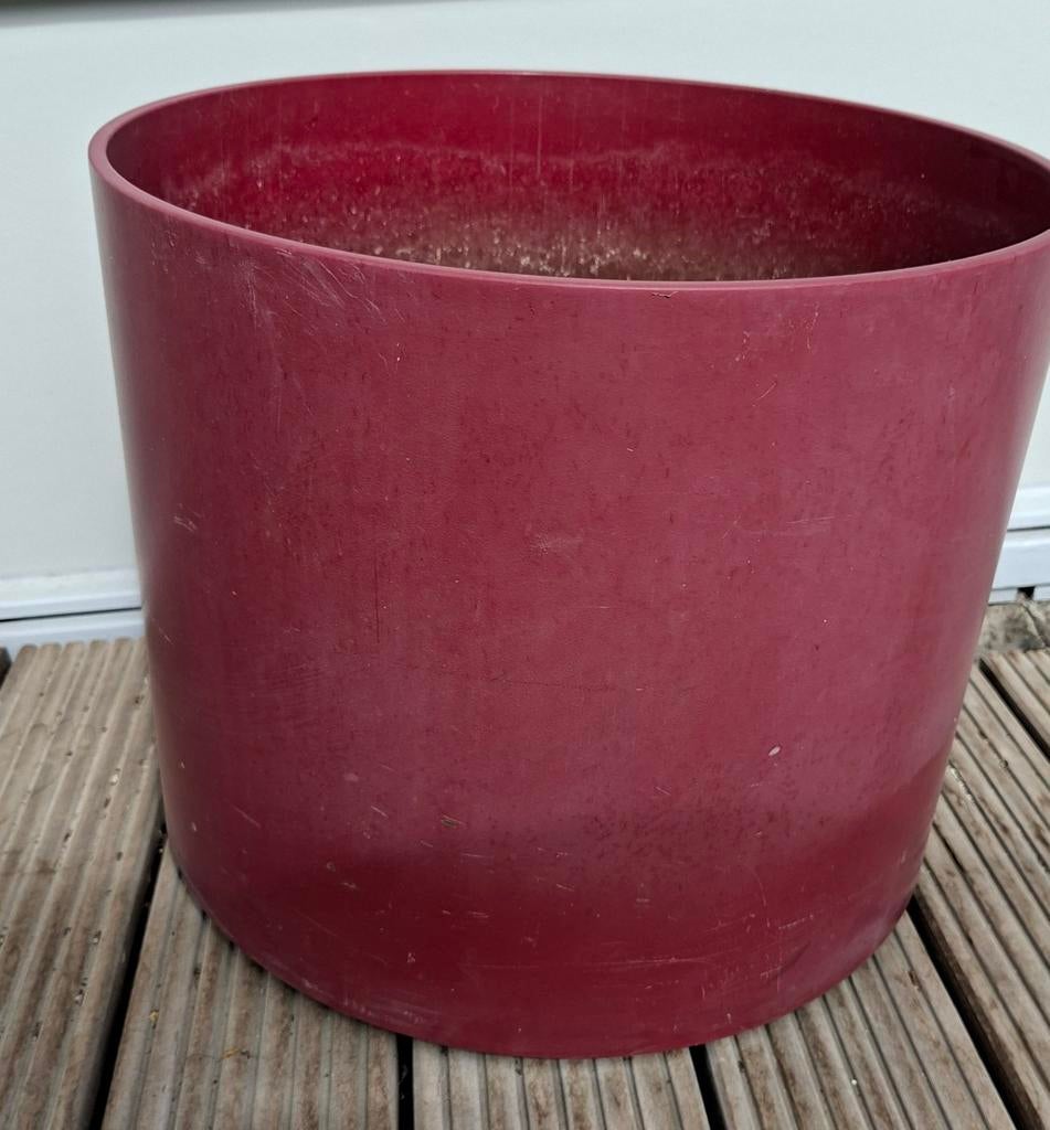 Mooie grote bloempot, bordeaux., Ophalen, Overige materialen, Gebruikt, Minder dan 60 cm