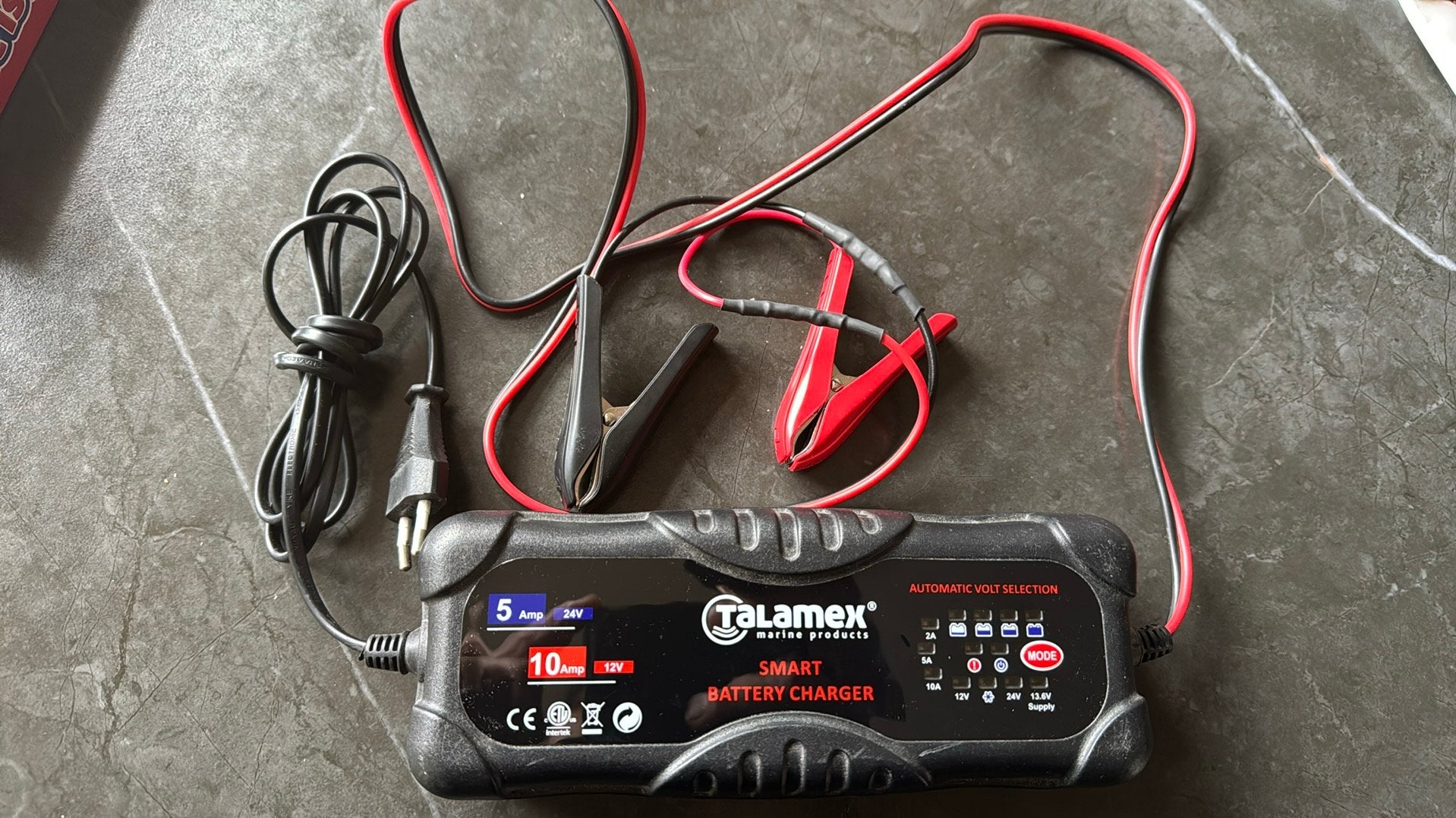TALAMEX AUTOMATISCHE SMART ACCULADER 10 AMPÈRE 12-24 VOLT, Watersport en Boten, Ophalen of Verzenden, Zo goed als nieuw, Motor en Techniek