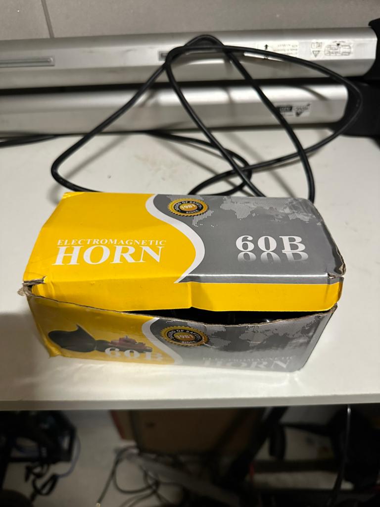 Claxon horn 2 stuks toeter, Ophalen