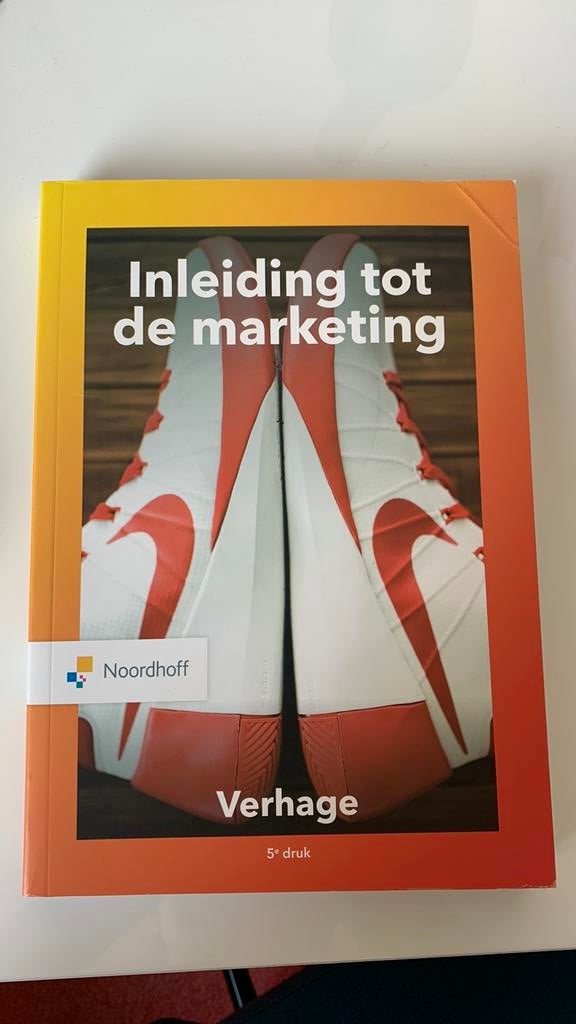Inleiding tot de marketing. 5e druk, Ophalen of Verzenden, Zo goed als nieuw, Economie en Marketing