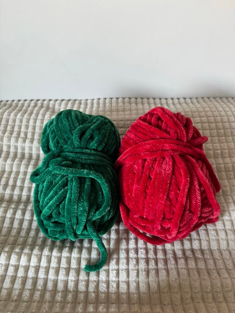 Chunky Chenille Garen - Rood & Groen, Ophalen of Verzenden, Nieuw, Breien of Haken, Wol of Garen