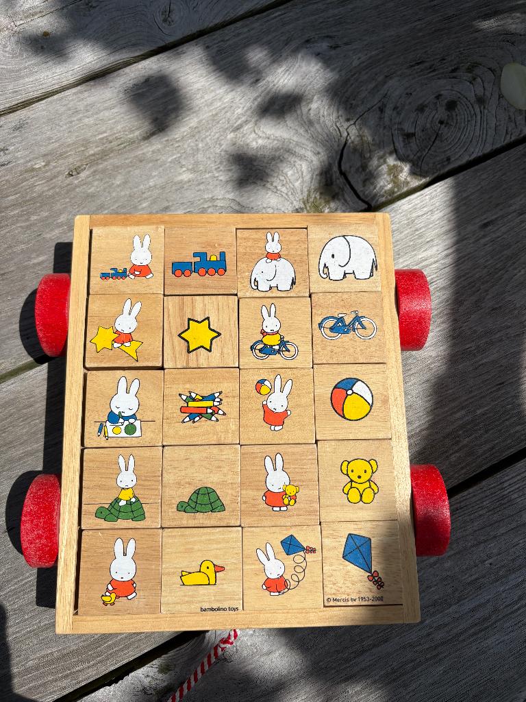 Bambolino Toys Nijntje memory houten blokkenkar, Ophalen of Verzenden, Gebruikt, Duw- of Trekspeelgoed