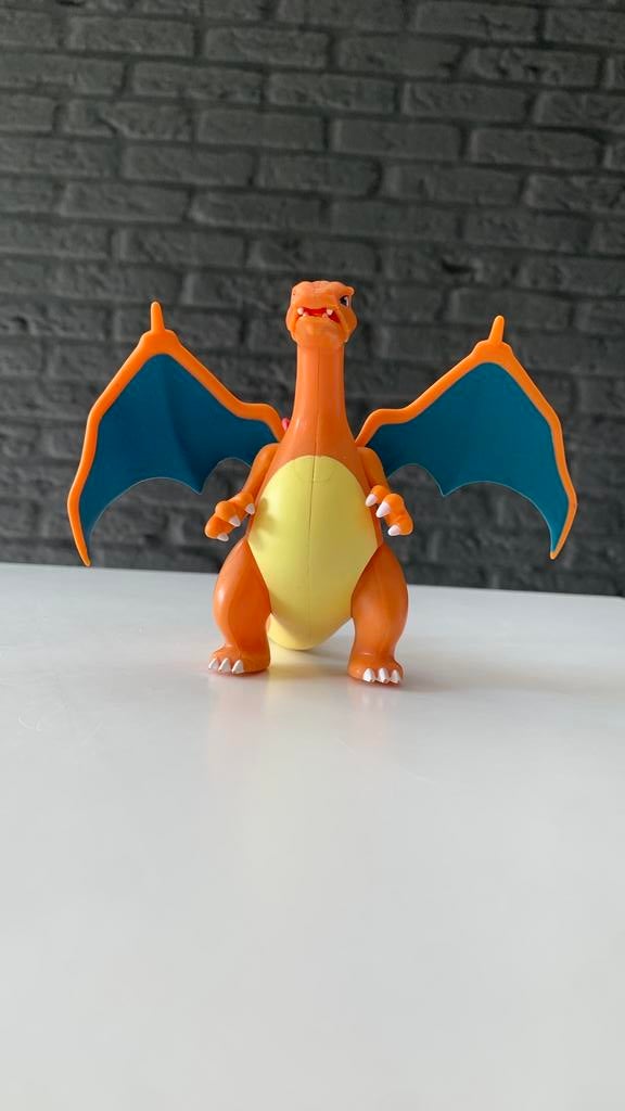 Charizard pokemon figuur, Ophalen of Verzenden, Zo goed als nieuw