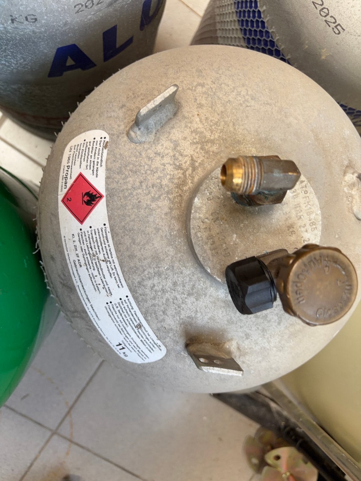 11 kg propaan (LPG)gasfles, Ophalen, Gebruikt