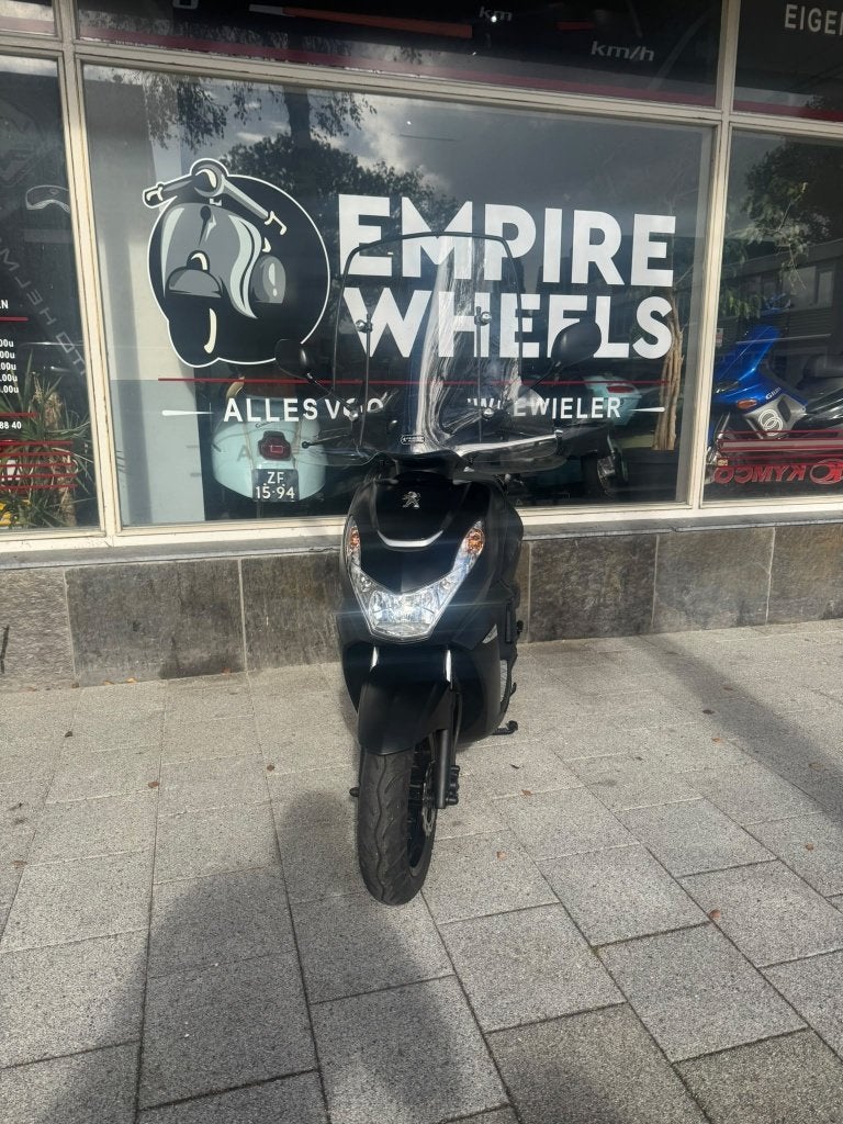 peugeot kisbee 2021 aanbieding!, Overige modellen, Maximaal 45 km/u, Zo goed als nieuw, Benzine