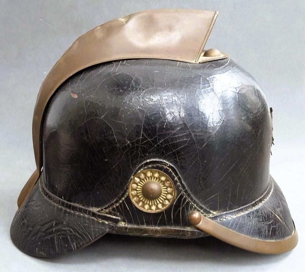 Omstreeks 1900 Brandweerhelm Brandweer Helm met Embleem, Nvt., Overige soorten, Ophalen of Verzenden, Nederland