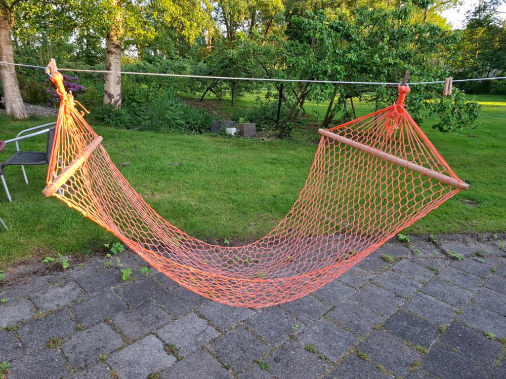 Leuke oranje hangmat/hangnet. Nieuw!, Ophalen, Opvouwbaar, Nieuw, Eenpersoons