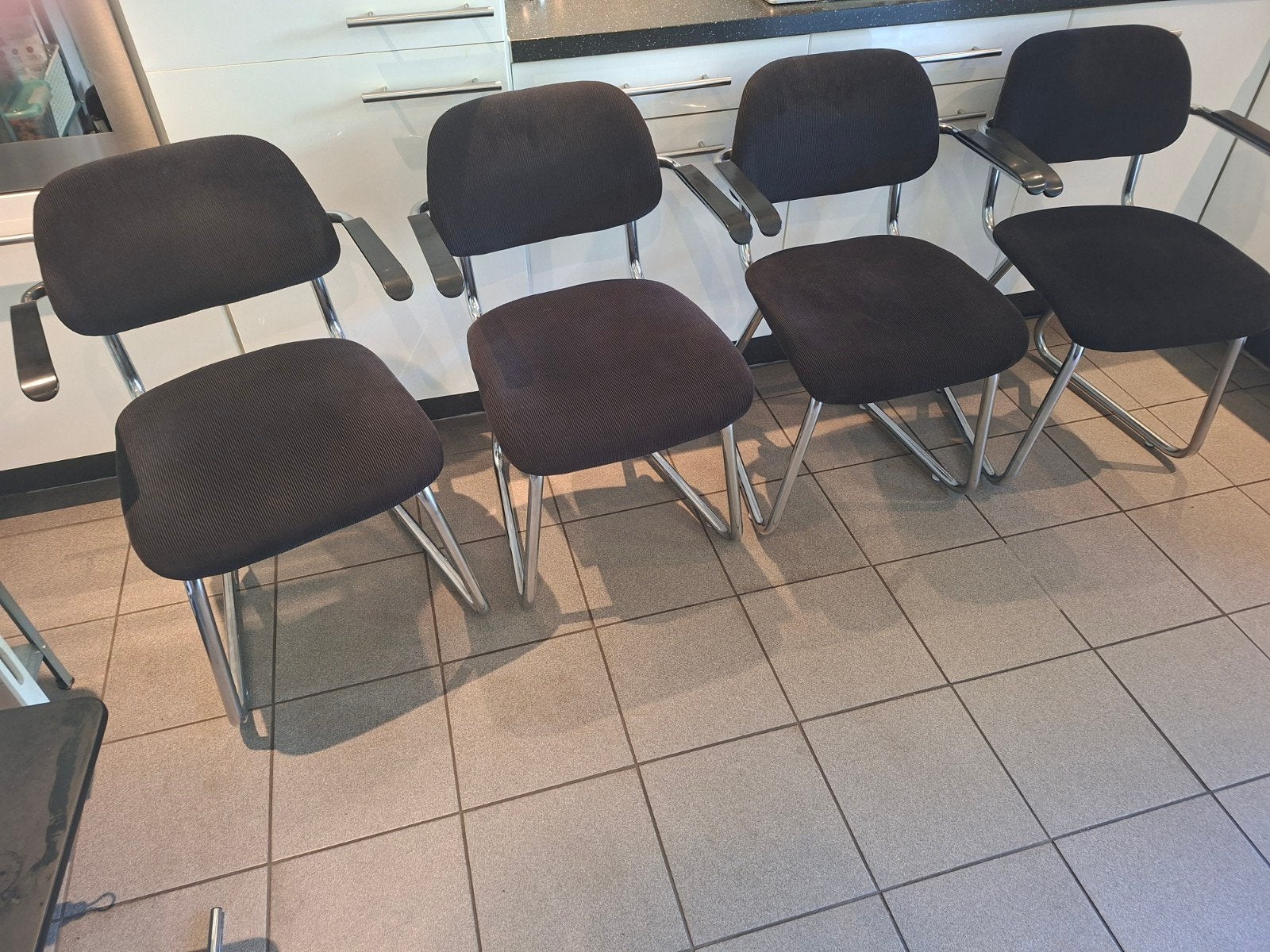 4 Lande eetkamerstoelen (Gispen model), Ophalen, Zwart, Zo goed als nieuw, Gispen