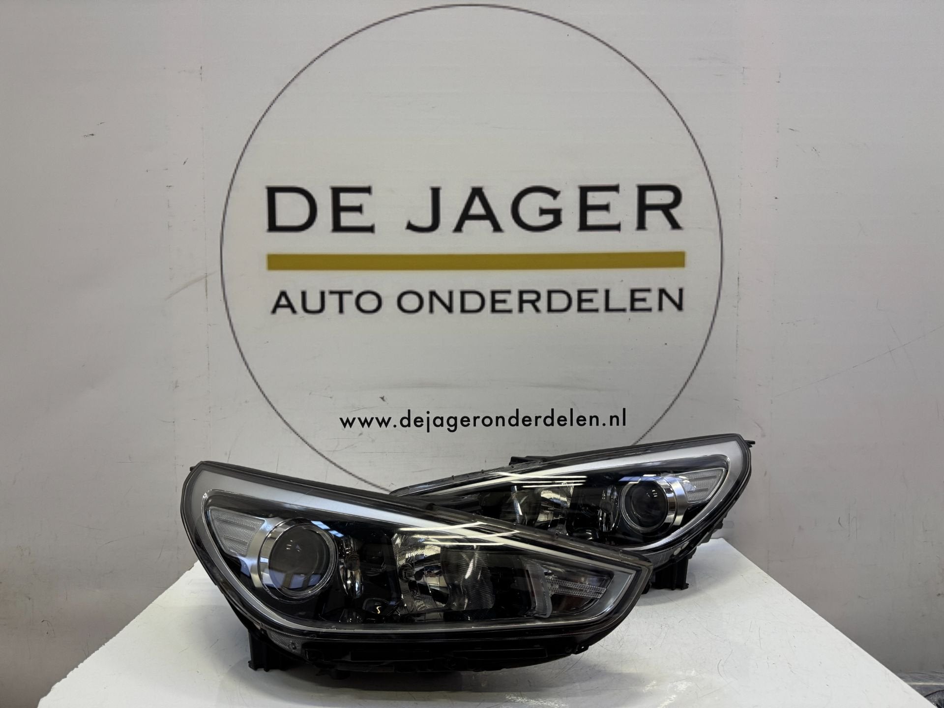HYUNDAI I30 3 HALOGEEN LED KOPLAMPEN 92101-G4020 92102-G4020, Gebruikt, Heolleung-ro 12
06797  Seoul, Ophalen of Verzenden, Info@hyundai.com