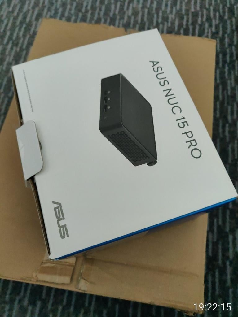 ASUS NUC 15 PRO, Computers en Software, Desktop Pc's, Nieuw, Minder dan 2 Ghz, SSD, 16 GB, Ophalen of Verzenden