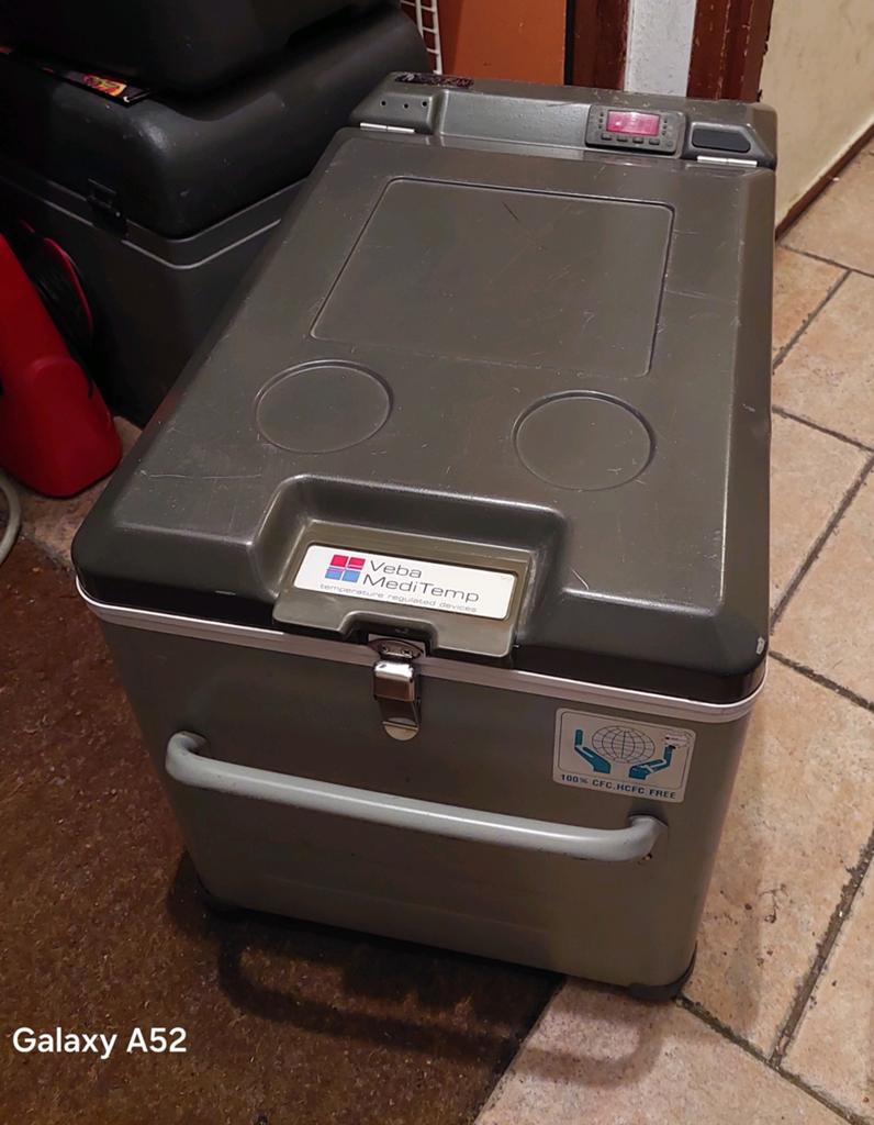 Veba Meditemp compressor auto camper boot koelkast 12v 220v, Watersport en Boten, Ophalen of Verzenden, Gebruikt, Overige typen