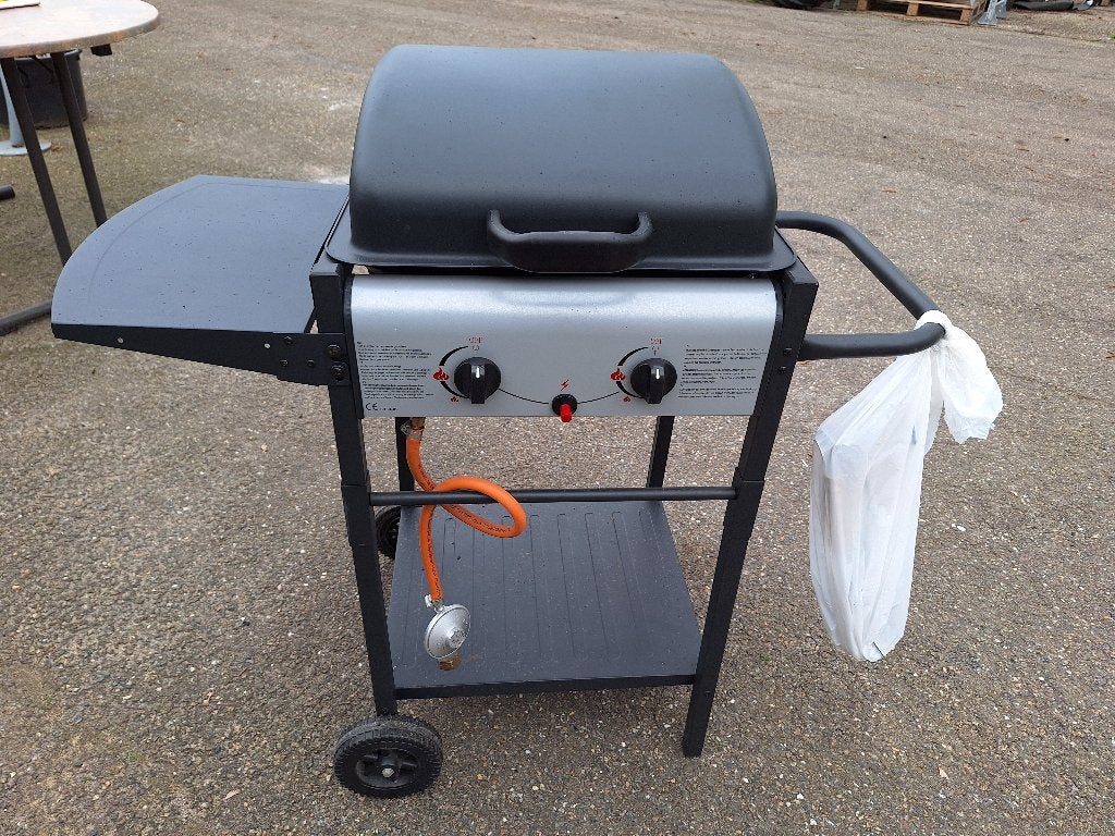 barbeque op gas, Ophalen, Zo goed als nieuw, Onbekend