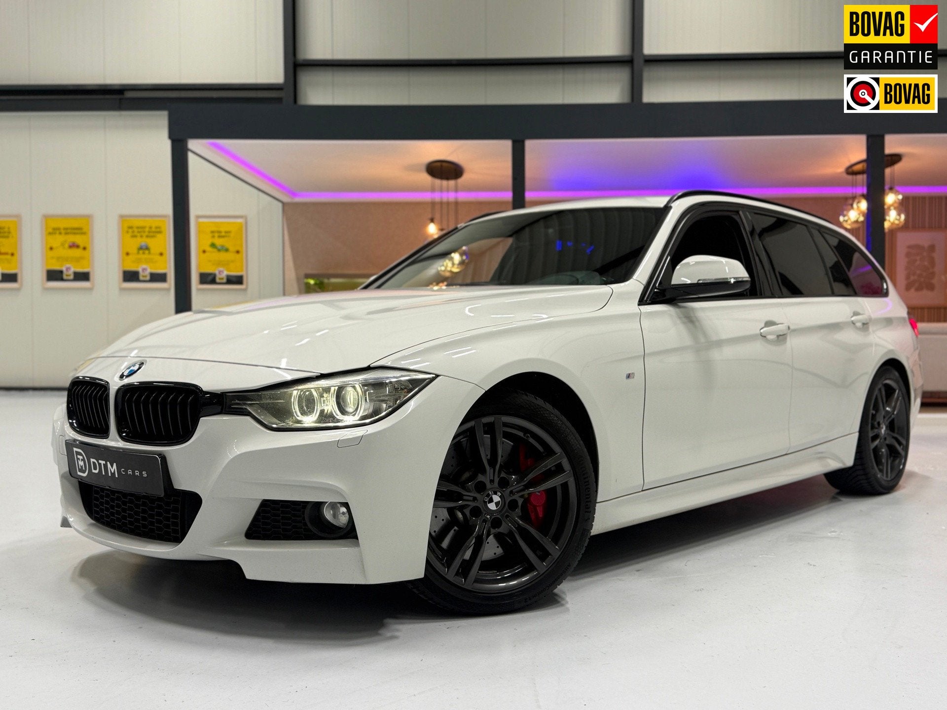 BMW 3-serie Touring 316i M Pakket High Executive | Trekhaak, Auto's, Dealer onderhouden, Gebruikt, 4 cilinders, Wit
