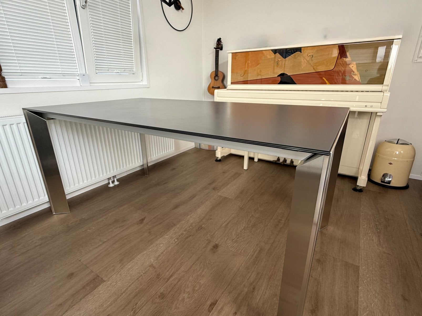 T.e.a.b. Design eetkamertafel met 3 verleng bladen, Ophalen, 200 cm of meer, Zo goed als nieuw, 25 tot 50 cm