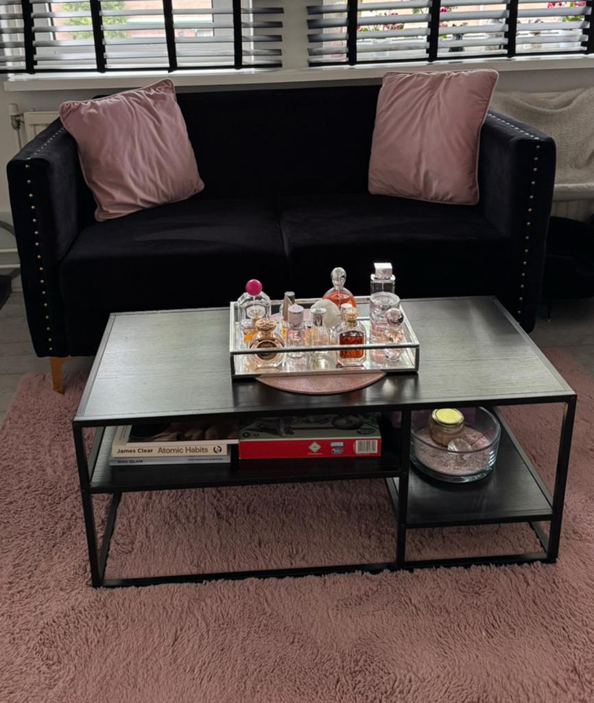 Bank, tafel en tapijt (compleet of los beschikbaar), Ophalen