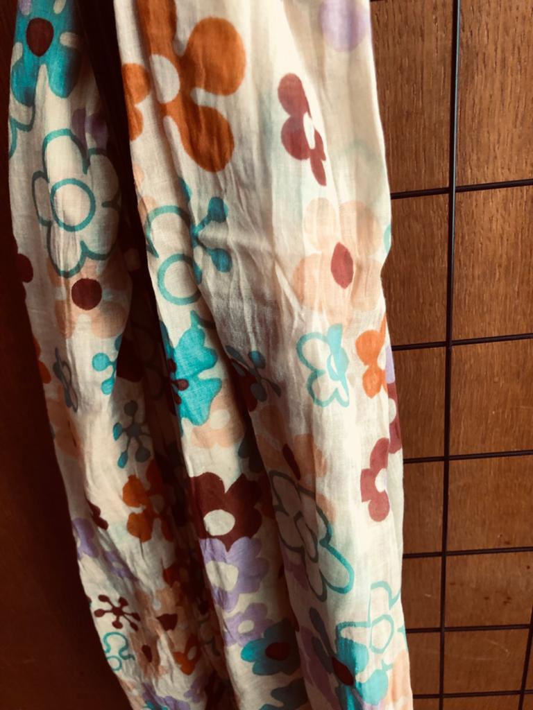 Sjaal 180x90 cm, gemaakt in India, Kleding | Dames, Mutsen, Sjaals en Handschoenen, Ophalen of Verzenden, Zo goed als nieuw, Sjaal