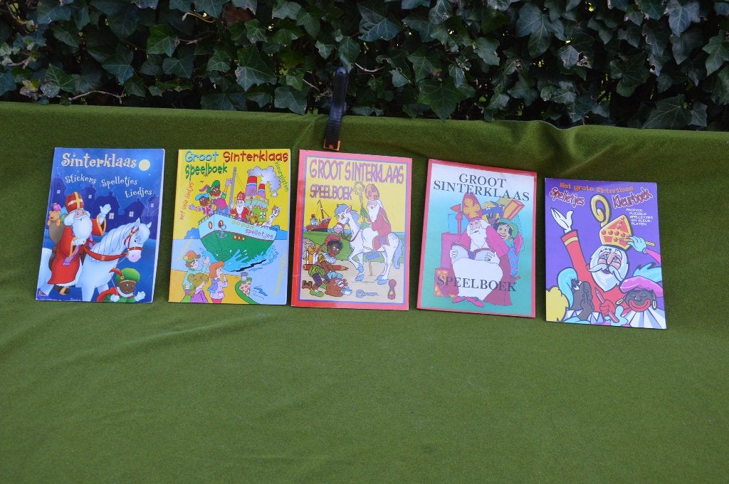 5 Vintage Sinterklaas speel en doe boeken met verhalen, Diversen, Ophalen of Verzenden, Gebruikt