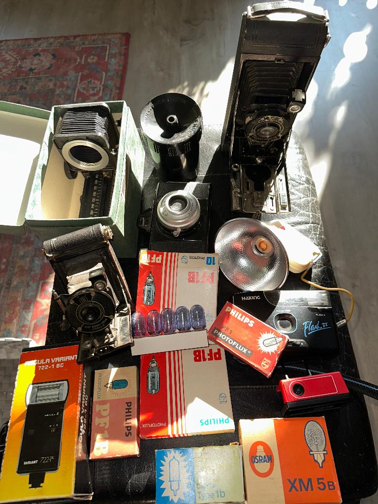 verzameling van antieke en diverse camera's en toebehoren, Audio, Tv en Foto, Fotocamera's Analoog, Ophalen, Gebruikt, Compact
