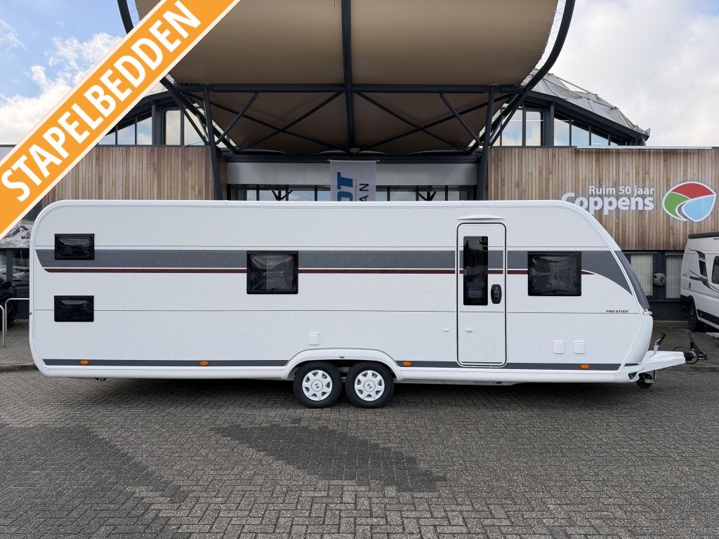Hobby Prestige 720 KWFU 2027 STAPELBED + DOUCHE!!, Caravans en Kamperen, Standaardzit, 7 tot 8 meter, Tot en met 6, 1500 - 2000 kg