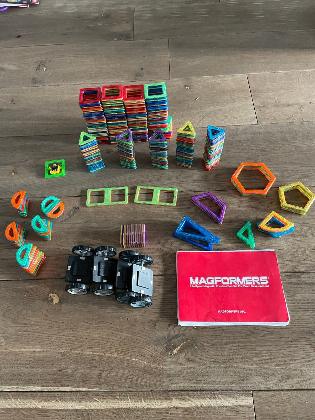 Magformers set met 125 vierkantjes, 110 driehoekjes en meer, Kinderen en Baby's, Ophalen, Gebruikt, Overige merken
