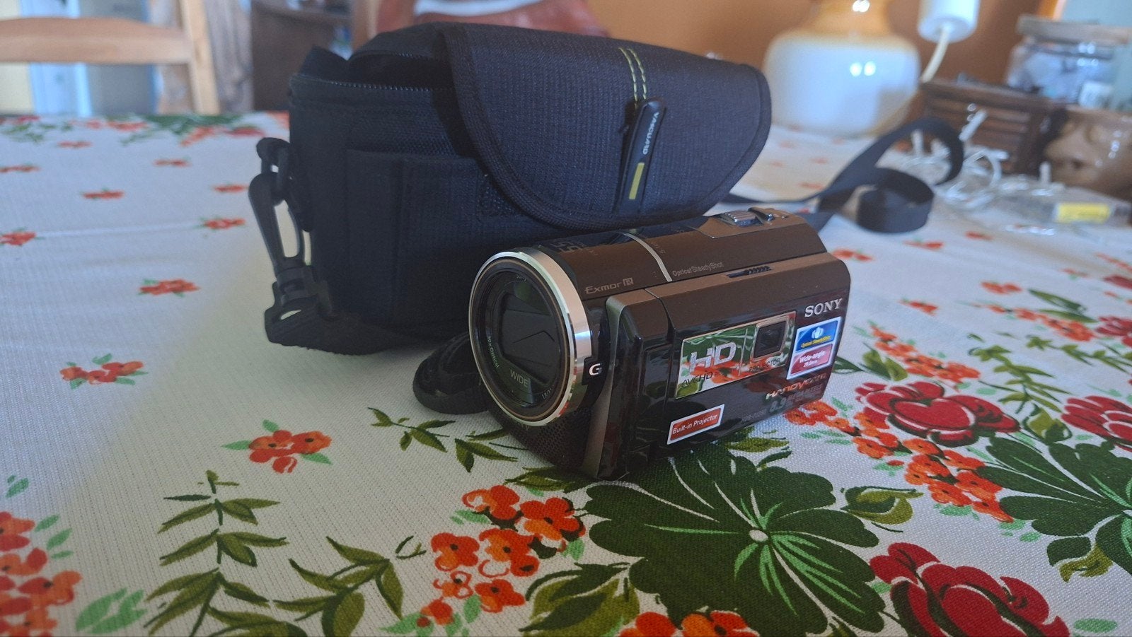 Sony Filmcamera, Ophalen of Verzenden, Zo goed als nieuw