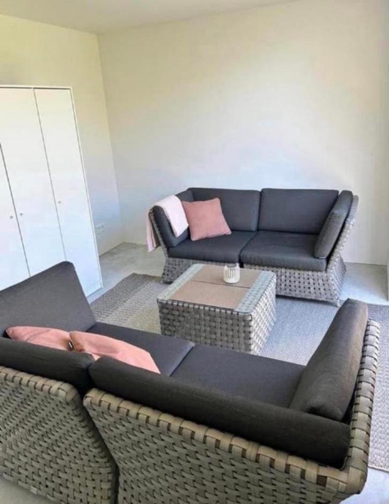 Tuinset Abble Bee, Tuin en Terras, Tuinsets en Loungesets, Zo goed als nieuw, Loungeset, Kunststof, 4 zitplaatsen, Bank, Ophalen of Verzenden
