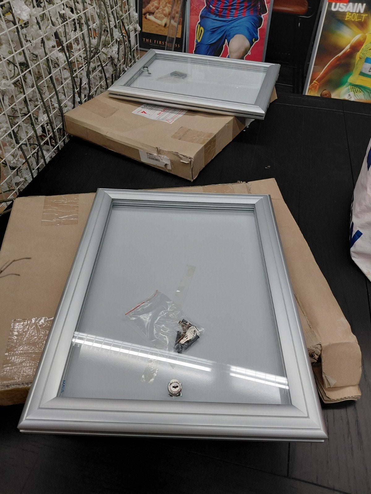 alu mededelingenbord 2x, Ophalen, Nieuw, Glas