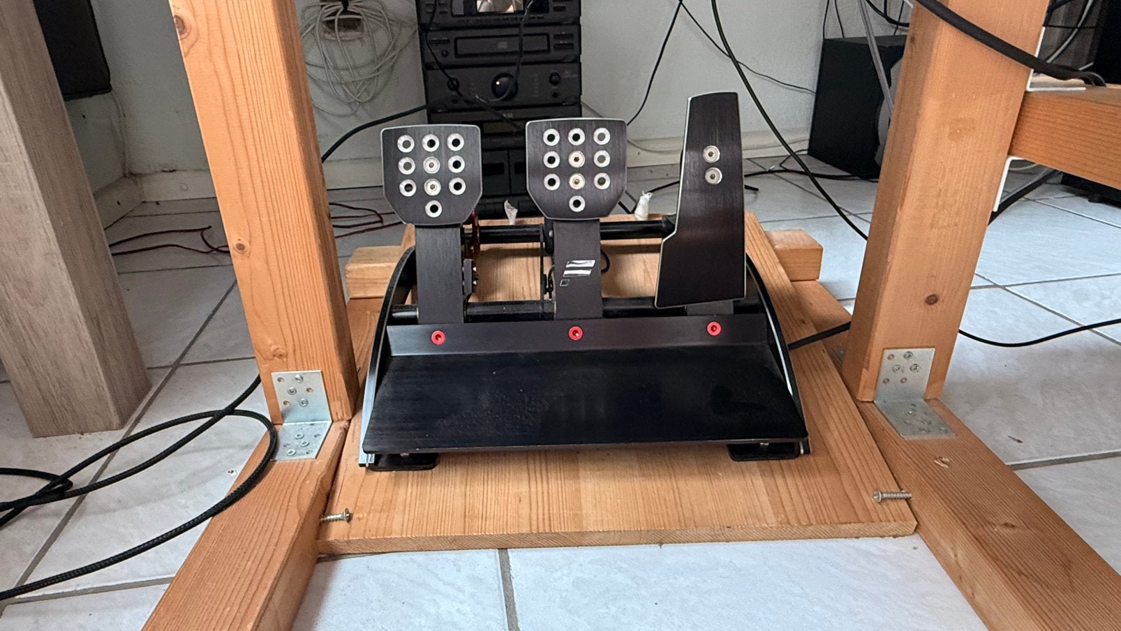 Foto 4 van Complete Fanatec V2.5 Simrace Set Xbox/PC + Racestoel