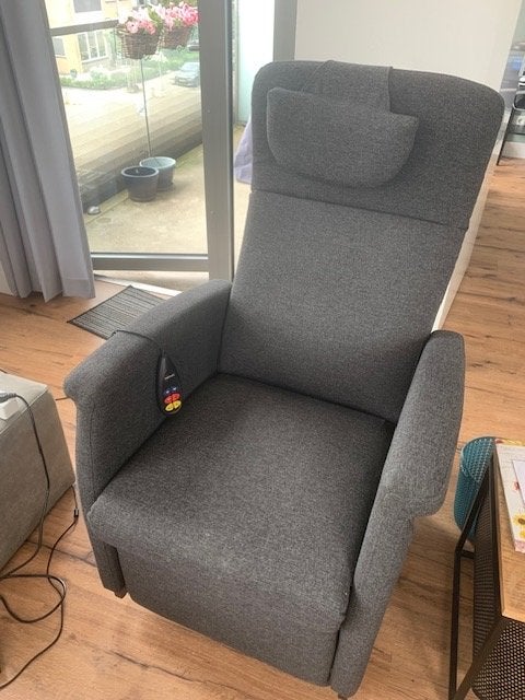 Zo goed als nieuwe Fitform relaxfauteuil - 3 maanden oud, Ophalen, 75 tot 100 cm, Zo goed als nieuw, Stof