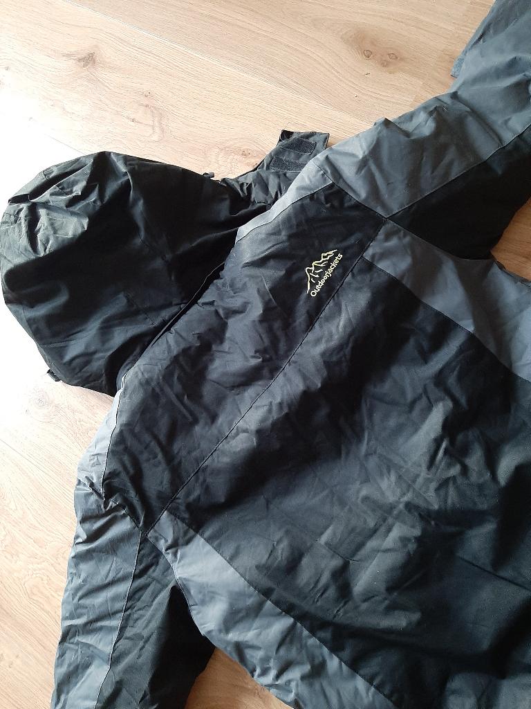 Praktisch nieuwe winterjas maat M, Ophalen of Verzenden, Zo goed als nieuw, Maat 36 (S), Zwart