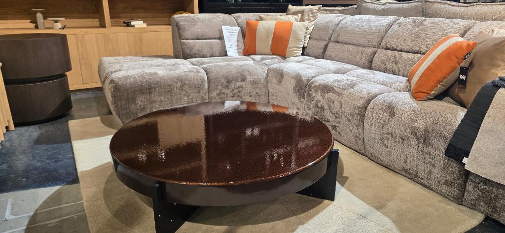 Salontafel Juliet – Bruin – 110 cm Rond Showmodel, Huis en Inrichting, Ophalen, Overige materialen, ., Rond
