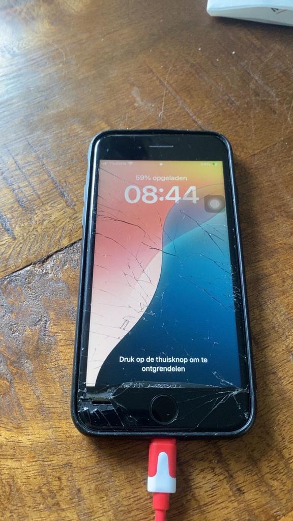 Iphone SE, Telecommunicatie, Gebruikt, Zwart, Ophalen of Verzenden, 64 GB