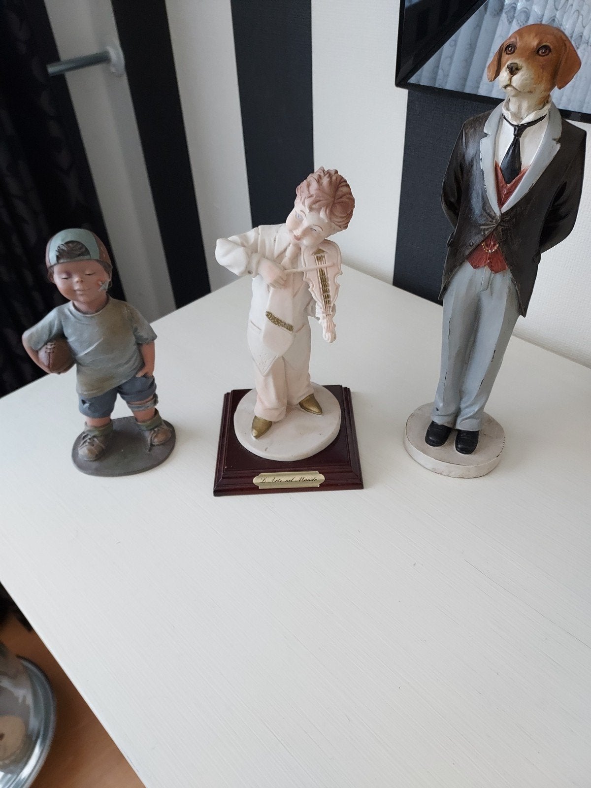 Set van 3 Beeldjes: Jongen, Violist, Hond in Pak, Ophalen of Verzenden