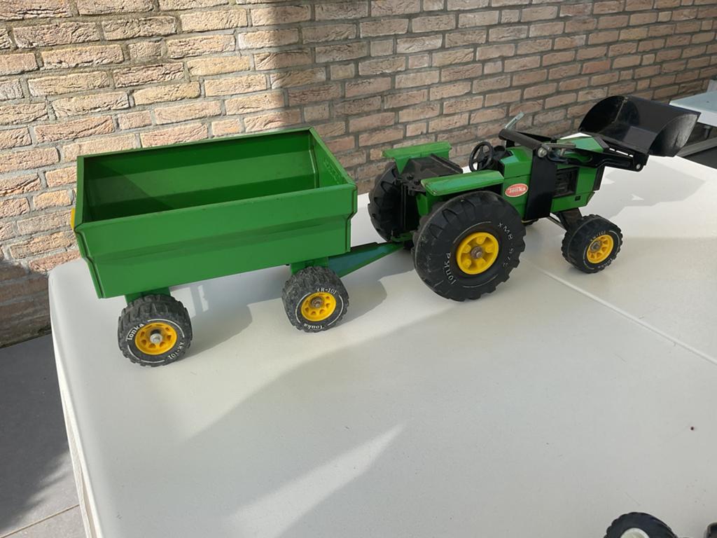 Tonka tractor met laadschop en aanhanger nog zeer mooi, Ophalen