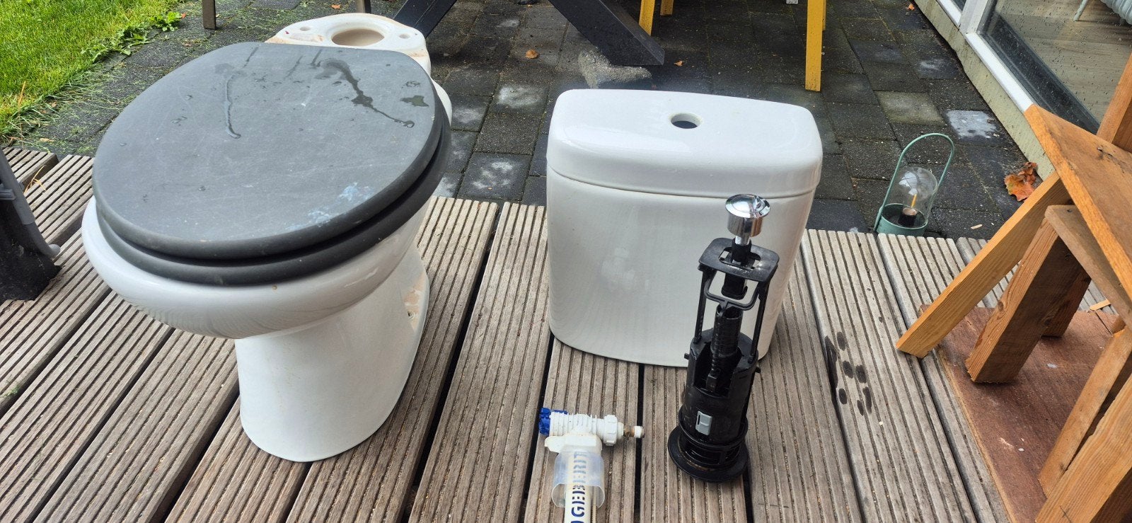 Binnenwerk stortbak WC (2 jaar oud)  Gratis afhalen, Ophalen, Zo goed als nieuw, Toilet