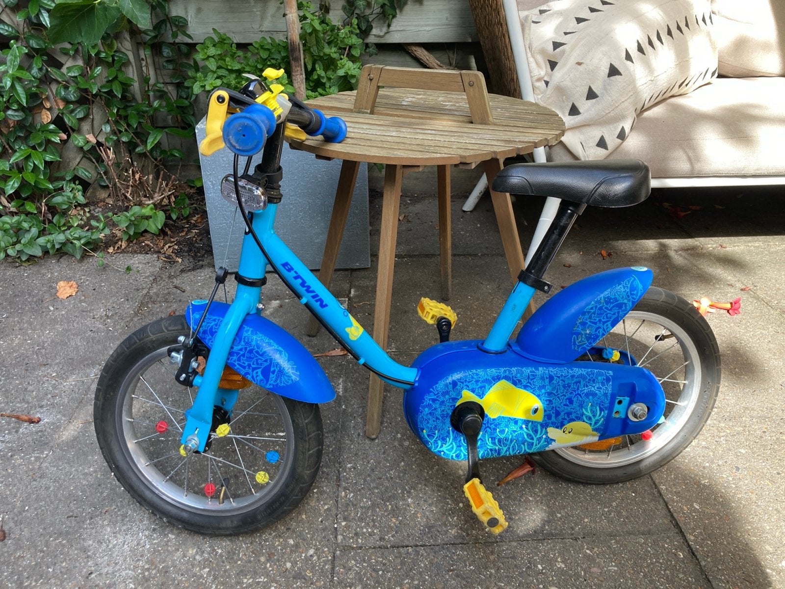 B'Twin kinderfiets 14 inch - Achterband plat, Ophalen, Gebruikt, 16 tot 20 inch