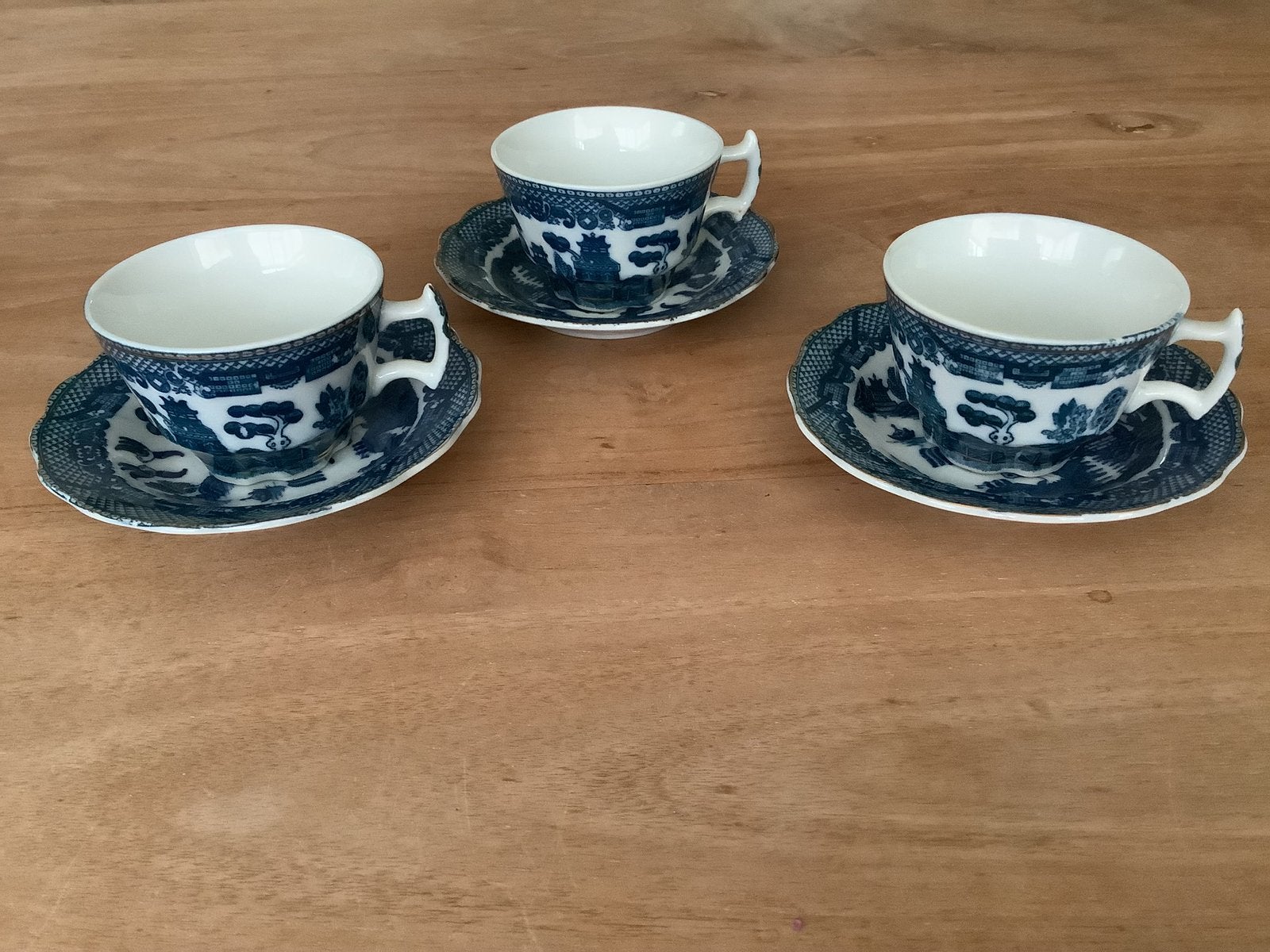 3x kop en schotel blue willow kopjes porselein, Ophalen of Verzenden