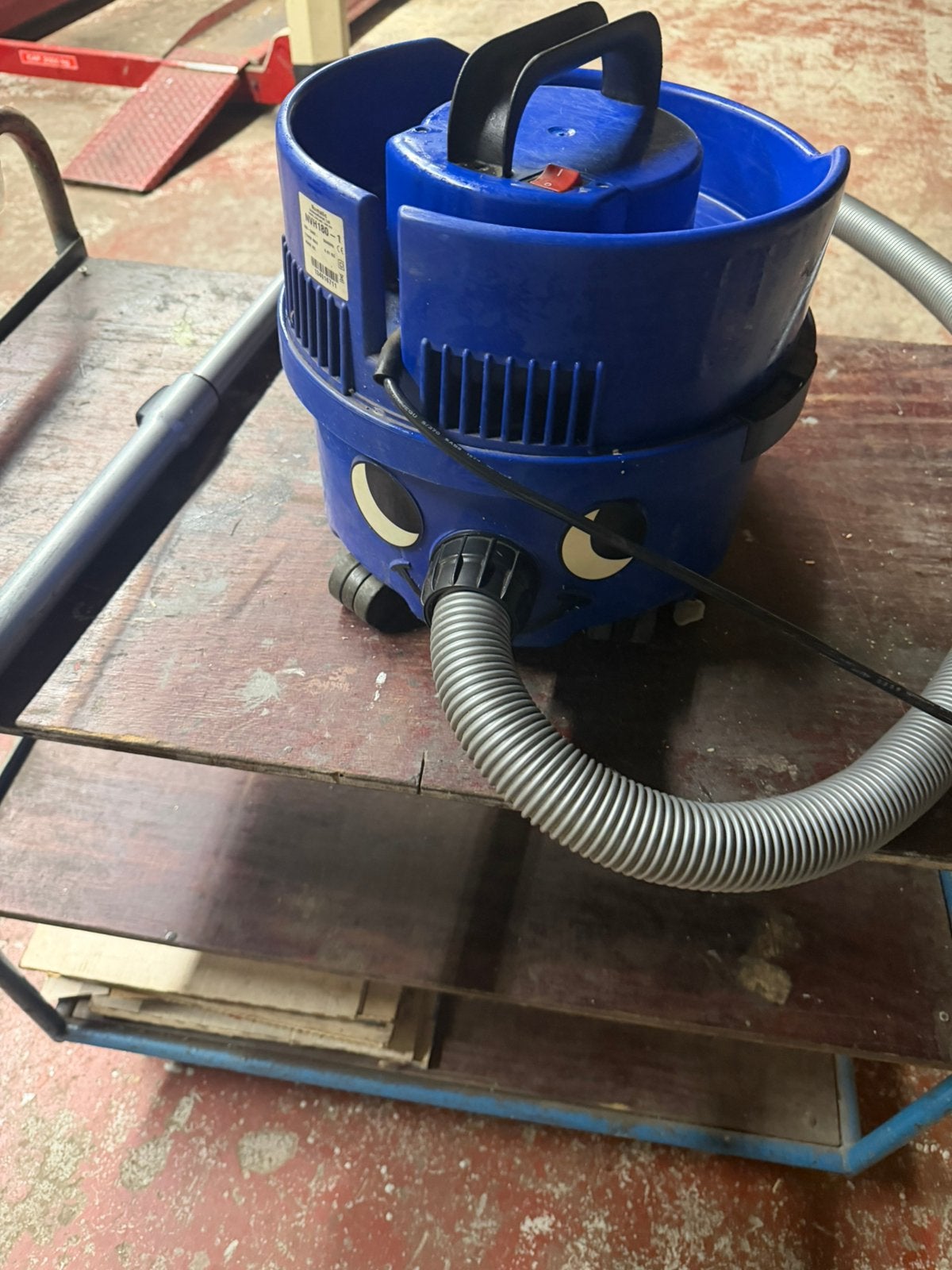 Stofzuiger numatic nvh180, Ophalen of Verzenden, Zo goed als nieuw