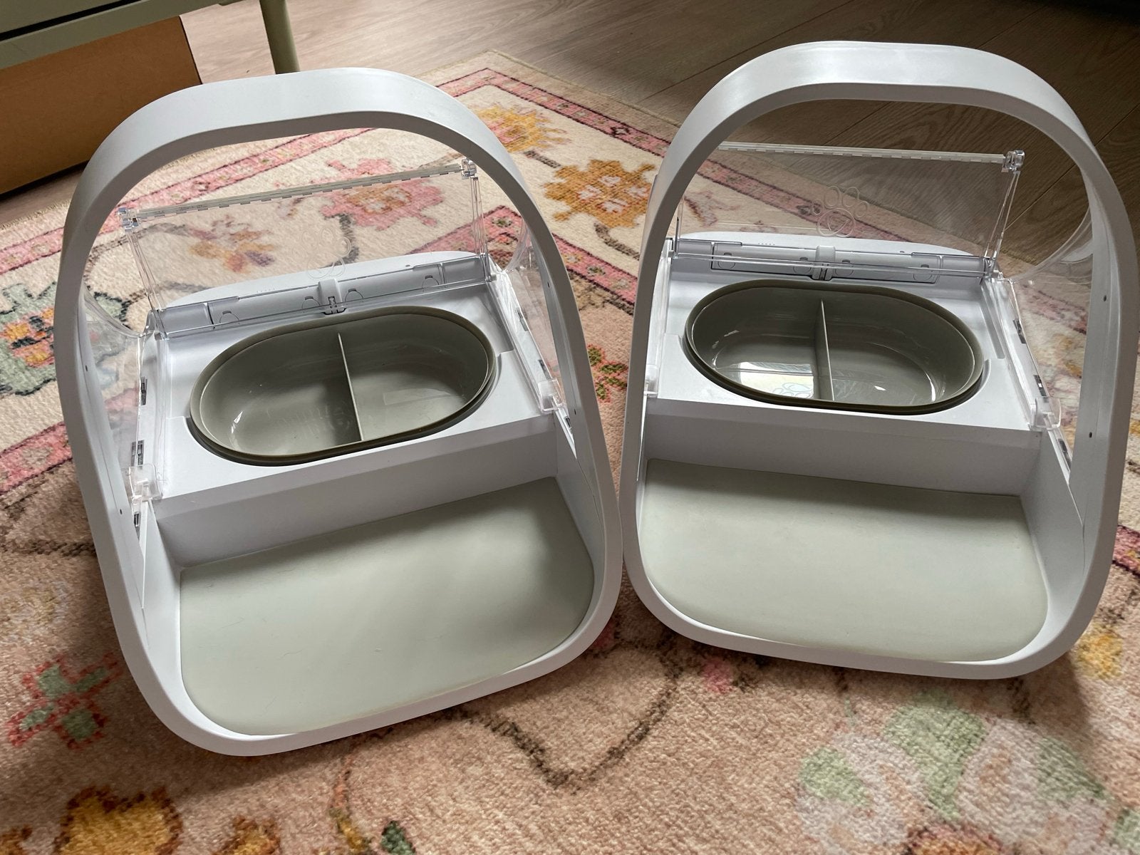 Microchip kattenvoerbakken 2x SureFeed, Dieren en Toebehoren, Kattenvoerbakken en Drinkbakken, Ophalen of Verzenden, Automatisch