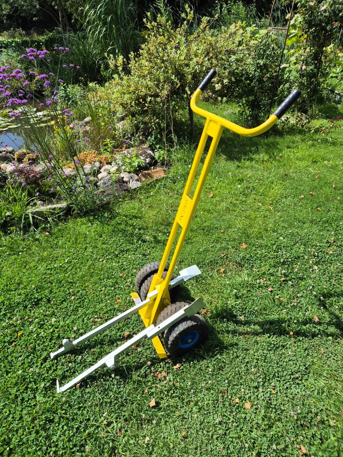 Te Koop Tegelverlegger Donkey, Tuin en Terras, Tegels en Klinkers, Ophalen, Zo goed als nieuw, Beton, Terrastegels