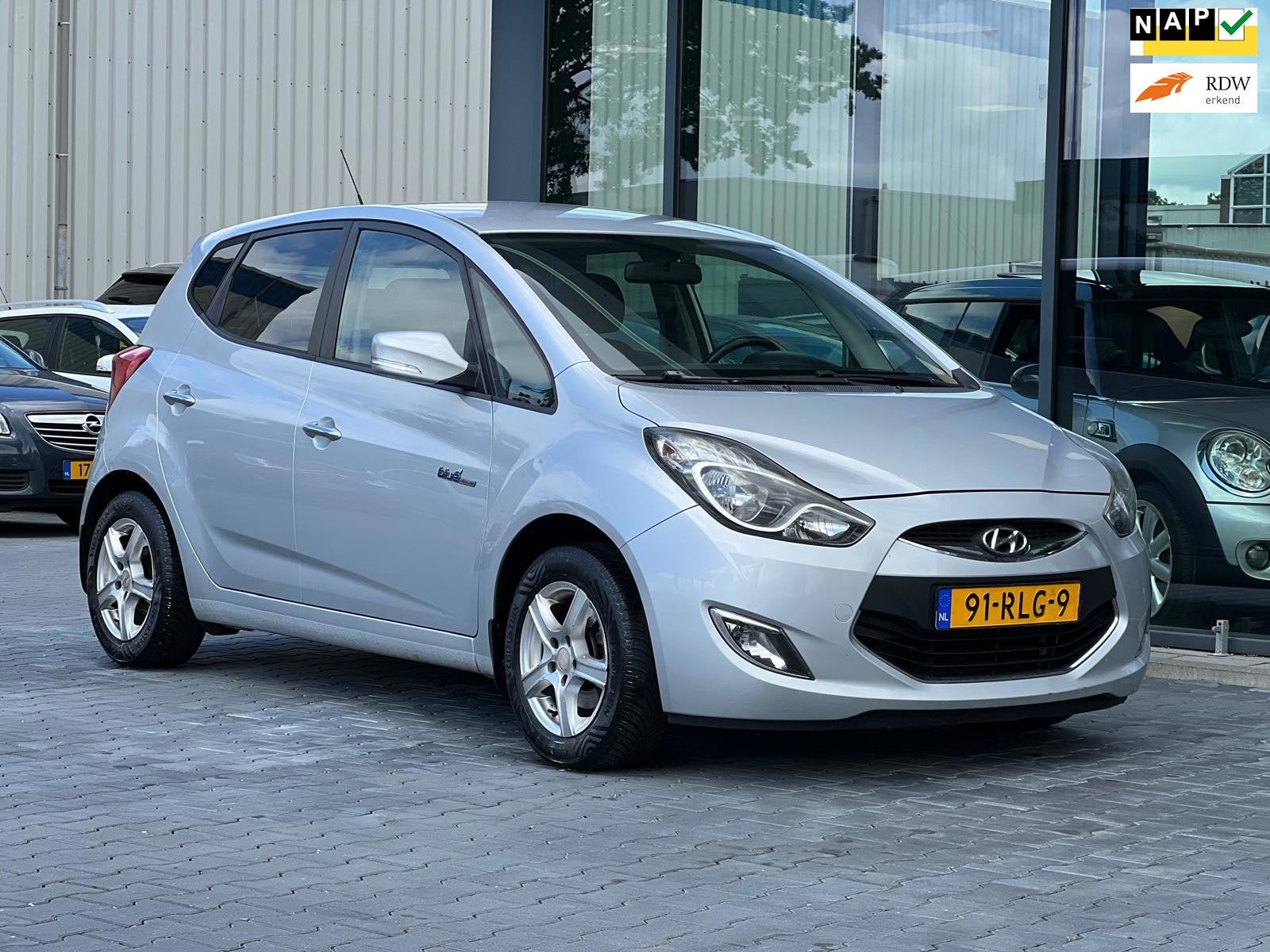 Hyundai Ix20 1.4i I-MOTION 5DRS AIRCO LMV MPV, Auto's, Hyundai, Voorwielaandrijving, Euro 5, Stof, Gebruikt
