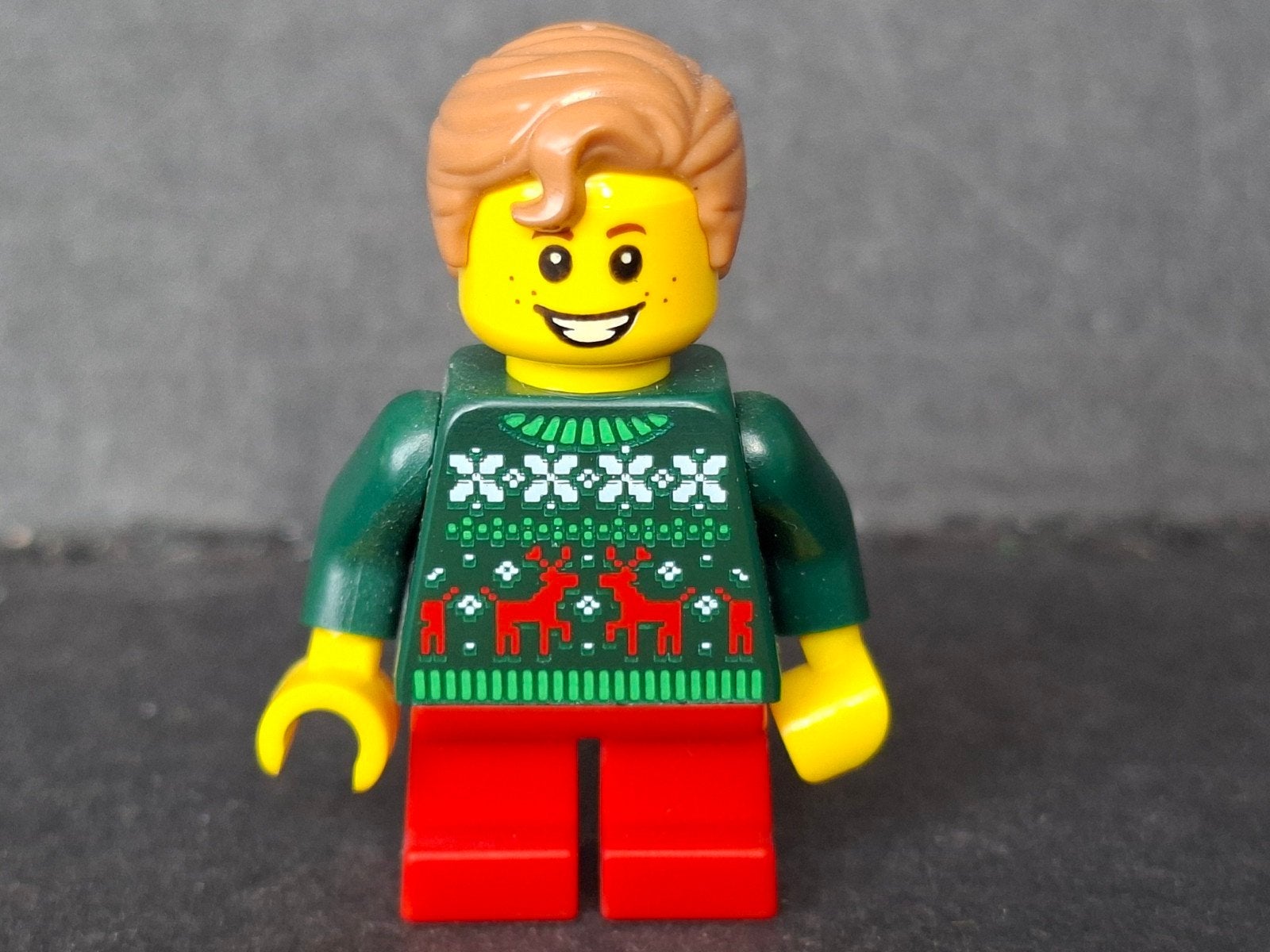 Lego minifig NIEUW BAM Boy Christmas Sweater, Ophalen of Verzenden, Nieuw, Minifiguur, Lego