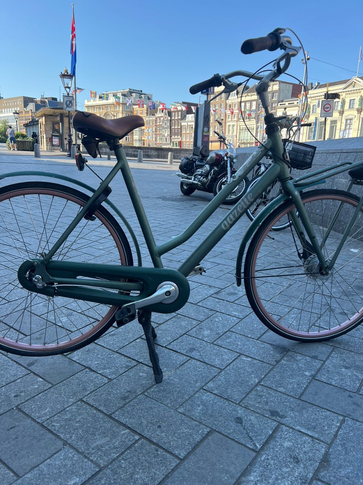 Gazelle damesfiets 28 inch 3 versnellingen en licht, Fietsen en Brommers, Fietsen | Dames | Damesfietsen, Ophalen, Gebruikt, Versnellingen