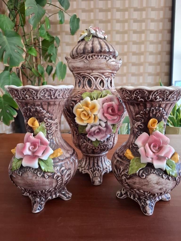 Kaststel Bassano Italiaans Keramiek Set - 3 delig, Antiek en Kunst, Ophalen of Verzenden