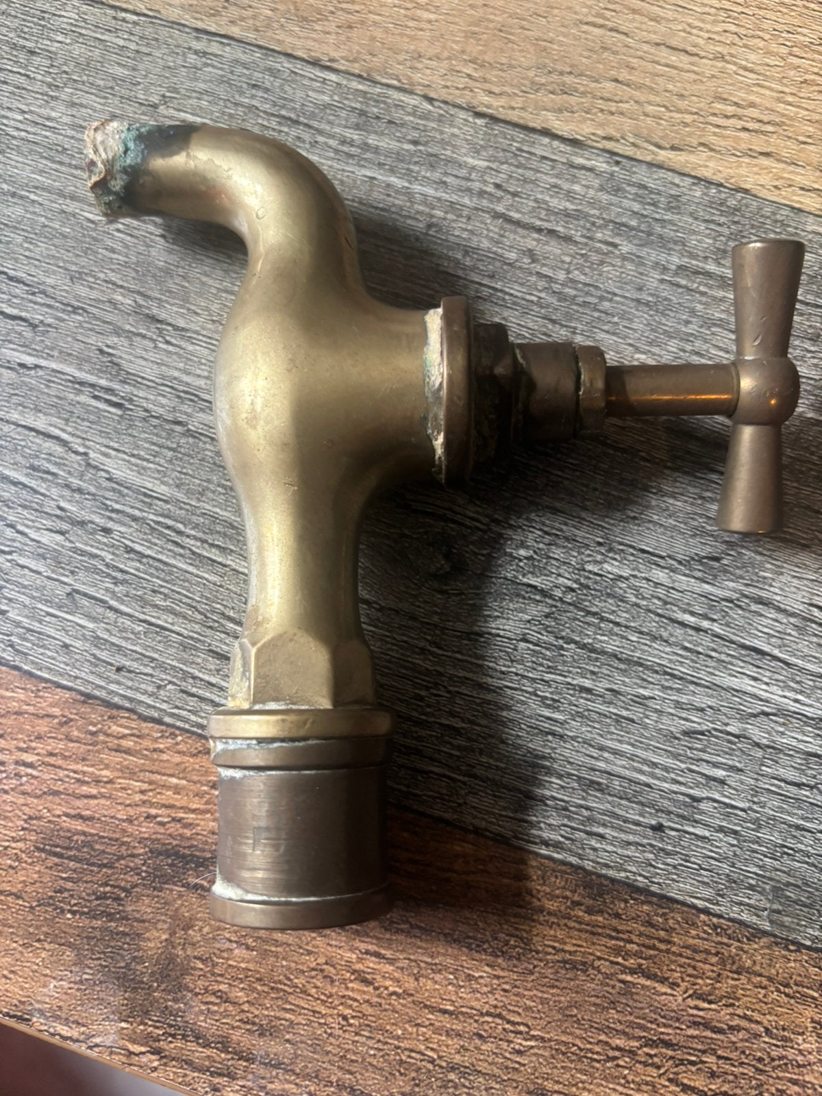 Drie bronzen antiek kranen, Ophalen of Verzenden, Zo goed als nieuw