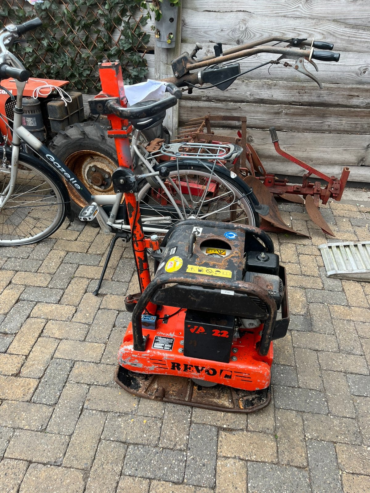 Revo va22 trilplaat vario honda benzine motor, Ophalen, Gebruikt