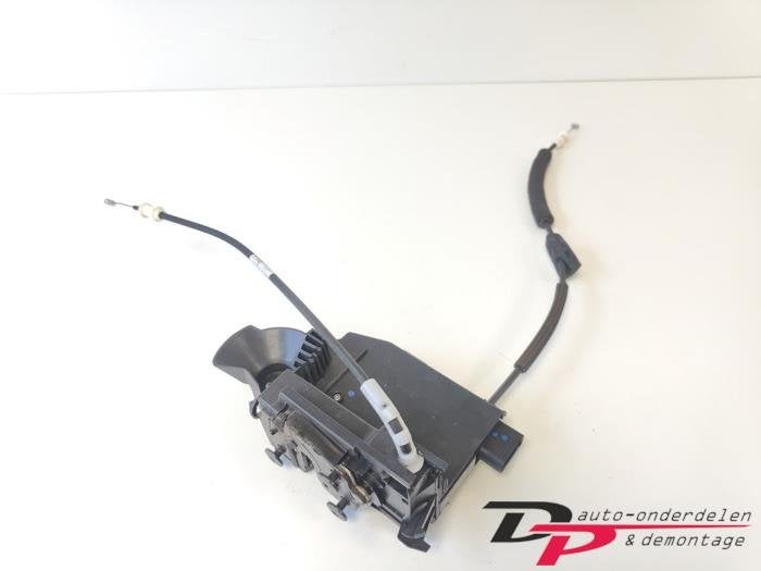 Deurslot Mechaniek 4Deurs rechts-voor van een Peugeot 308, Auto-onderdelen, Carrosserie en Plaatwerk, Gebruikt, -, -, Ophalen of Verzenden