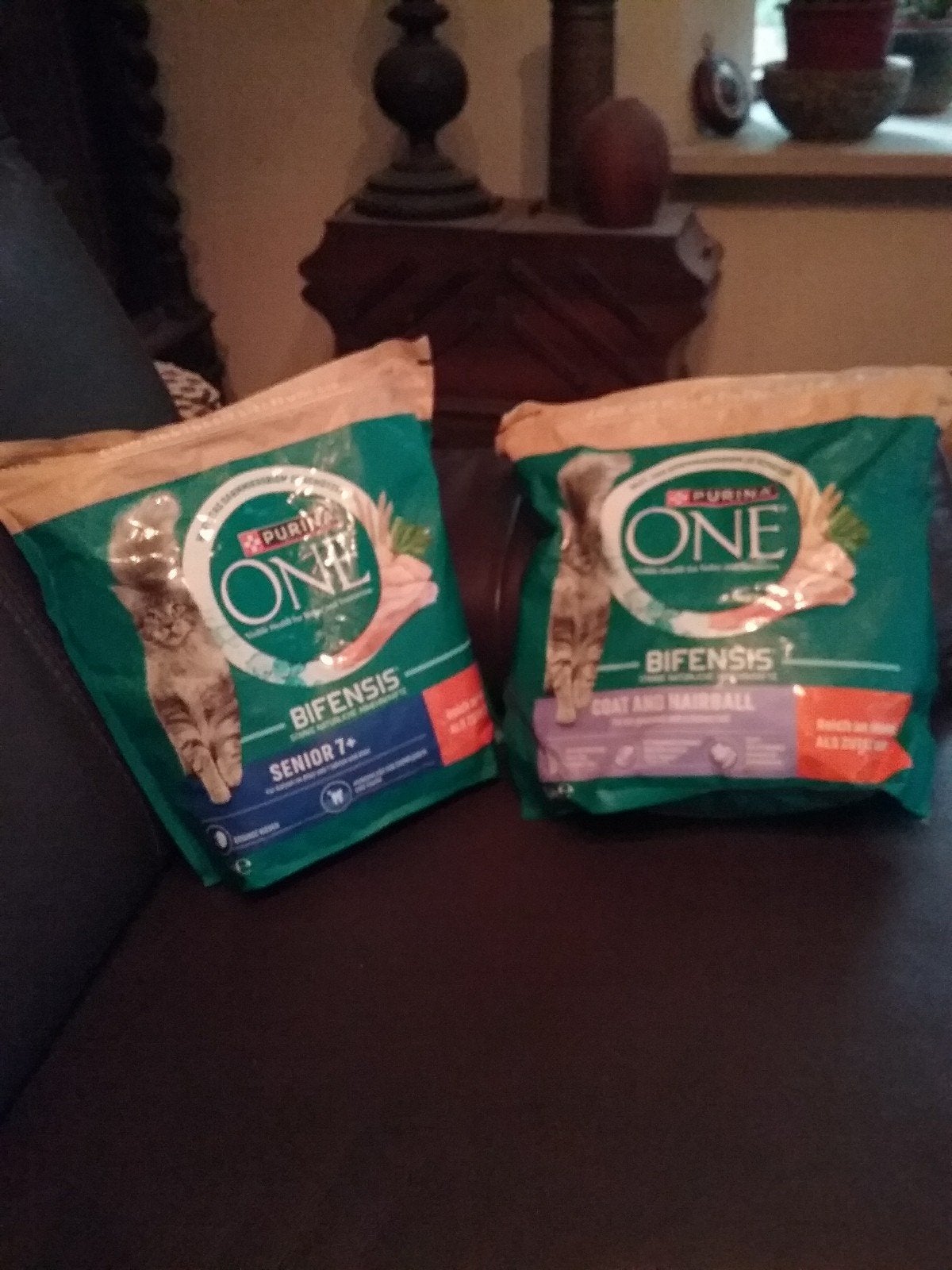 WEGENS OMSTANDIGHEDEN 2 ZAKKEN 1,4 KG PURINA ONE, Ophalen of Verzenden, Kat